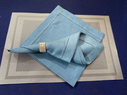 Khăn ăn linen màu xanh lam